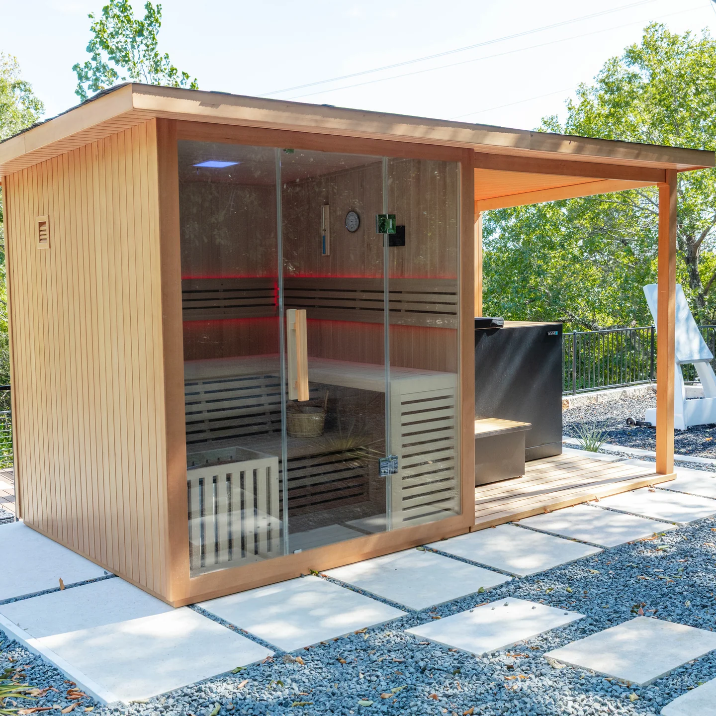 Revive 4 Person Traditional Sauna with Covered Deck product image 4